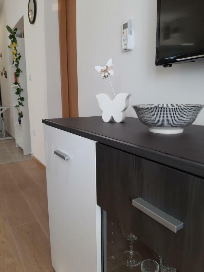 Apartment Butterfly Split - For Rest And Relaxation المظهر الخارجي الصورة